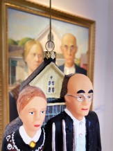 Cody Foster kerstbal american gothic